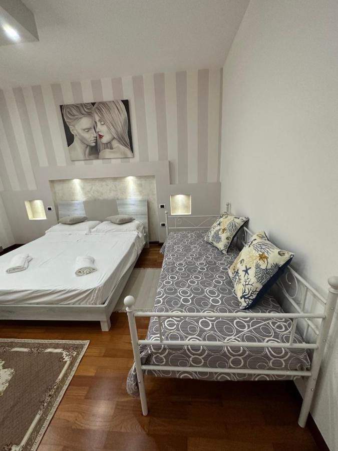 B&B By Family L&G Vibo Valentia Marina Eksteriør billede